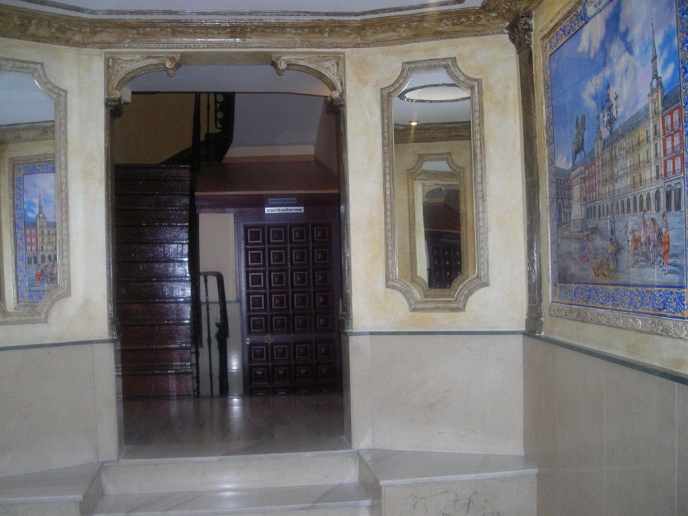 Hostal A Nuestra Senora De La Paloma Madri Exterior foto