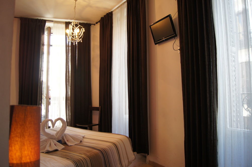Hostal A Nuestra Senora De La Paloma Madri Exterior foto